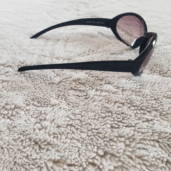 Emporio Armani Black Sunglasses - Picture 6 of 10